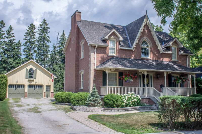 Traditional Garage Style